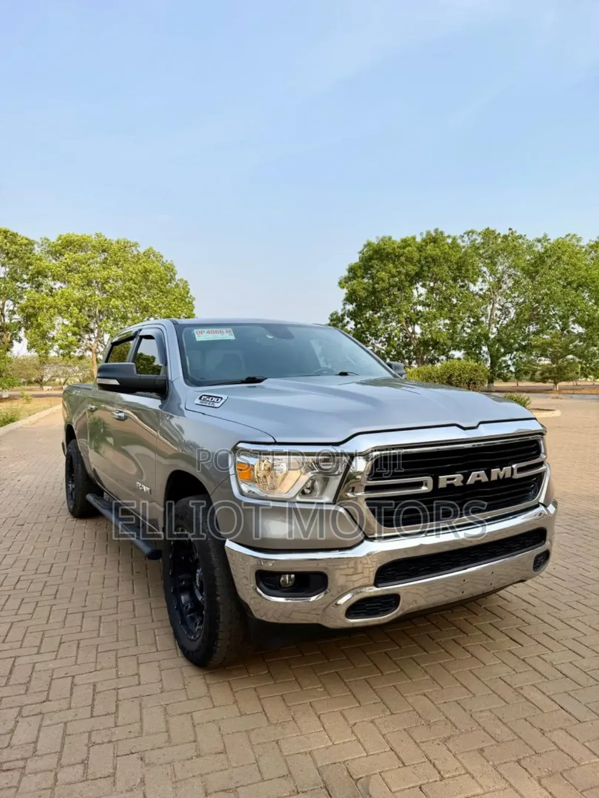 Dodge RAM 1500 5.7 Petrol RWD 2019 Silver