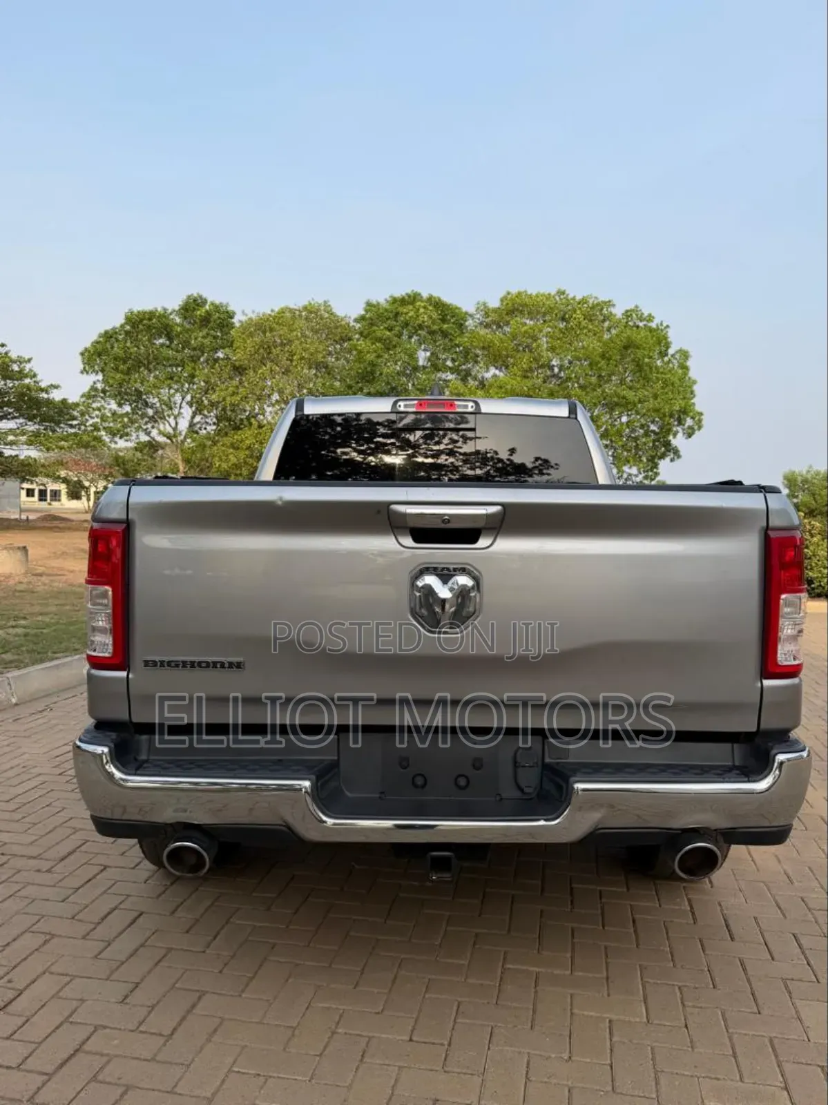 Dodge RAM 1500 5.7 Petrol RWD 2019 Silver
