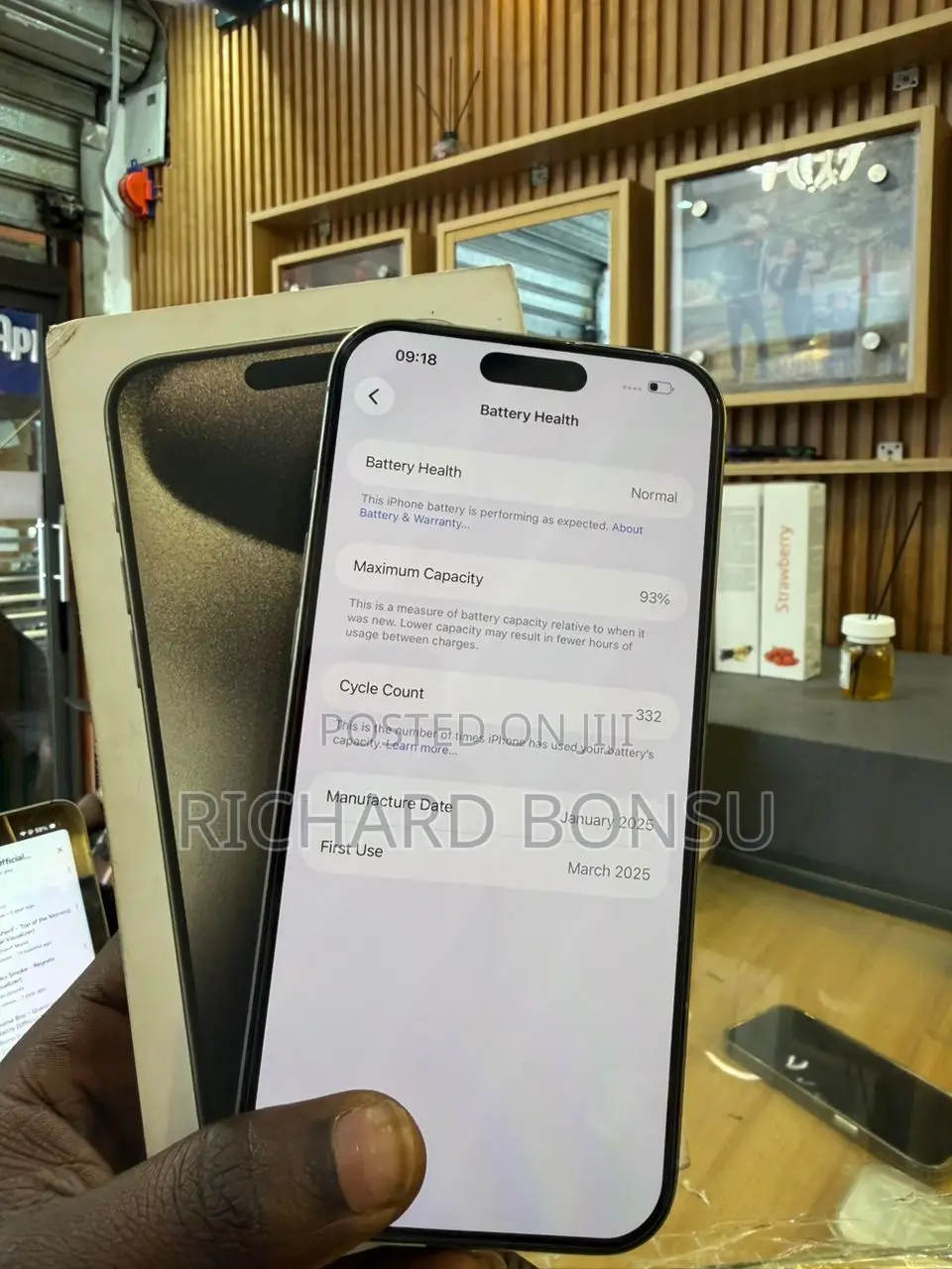 New Apple iPhone 16 Pro Max 256 GB Black