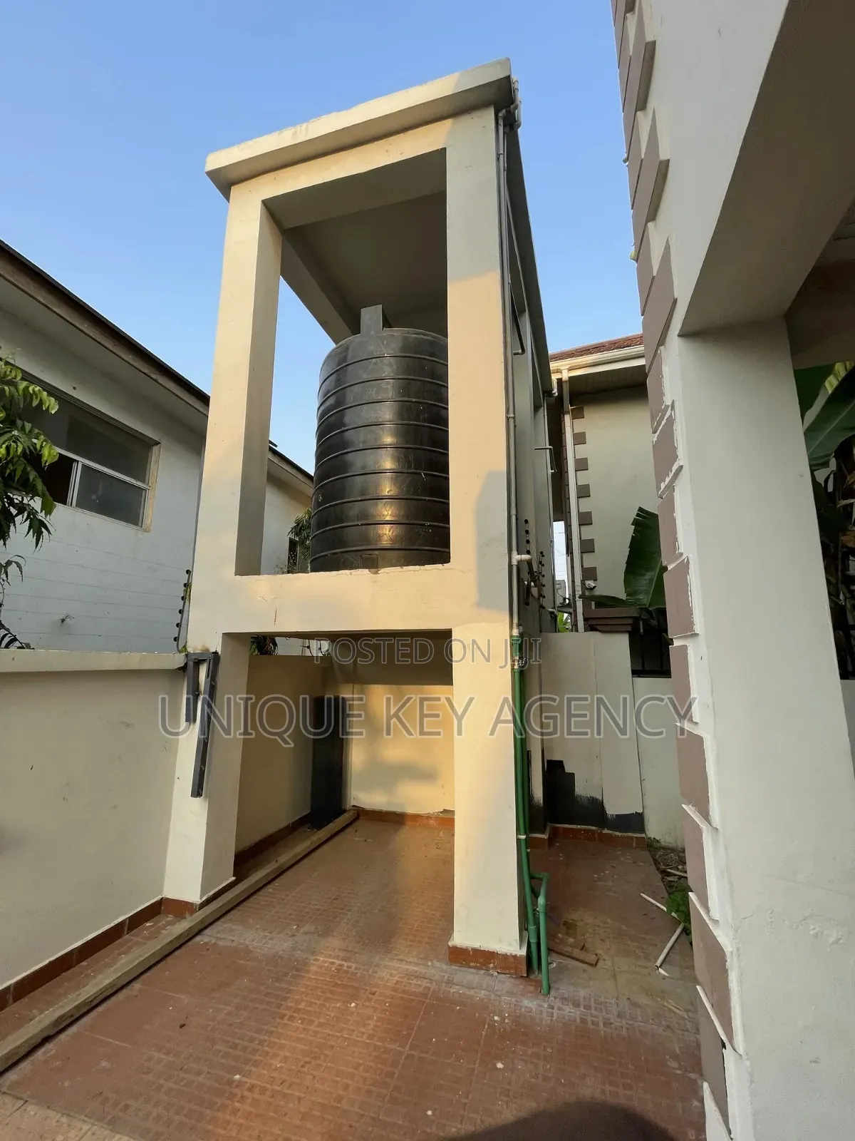 4bdrm House in Unique Key Agency, Airport Residential Area for rent