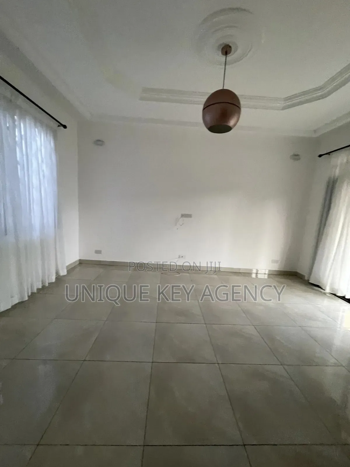 4bdrm House in Unique Key Agency, Airport Residential Area for rent