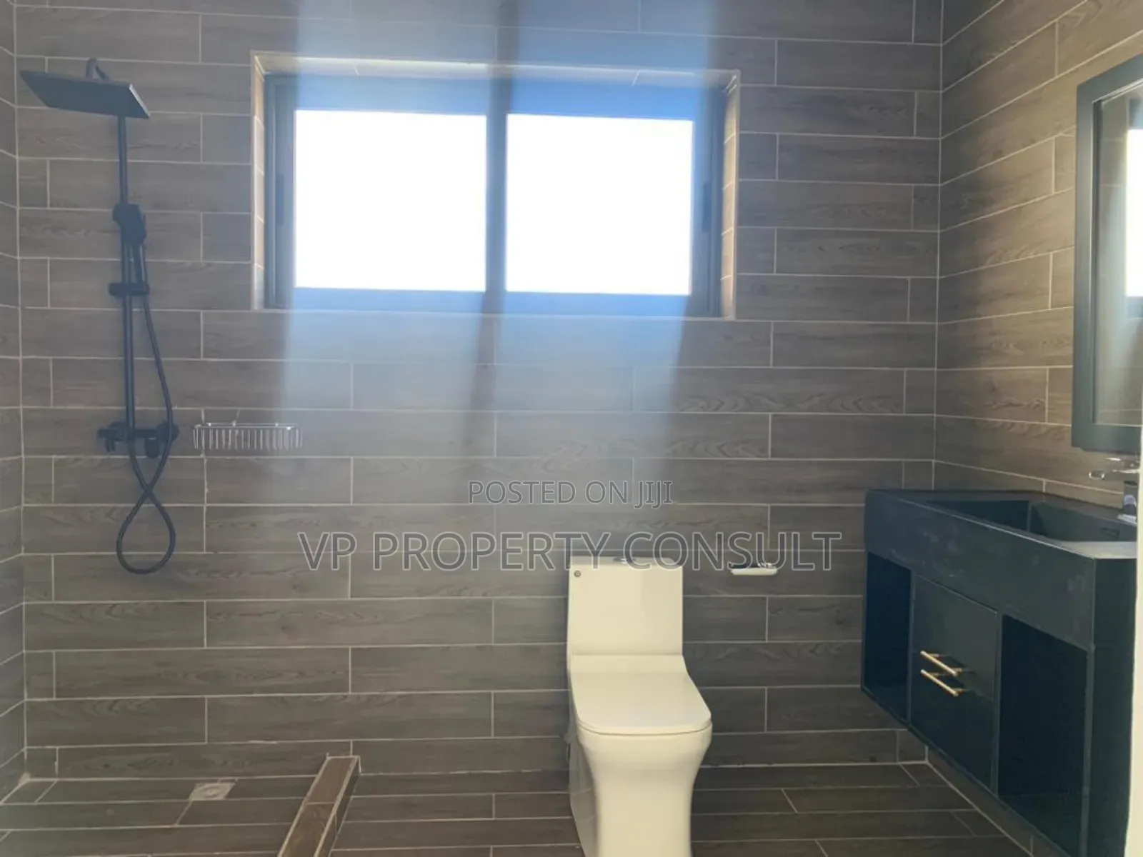 3bdrm House in East Legon for sale