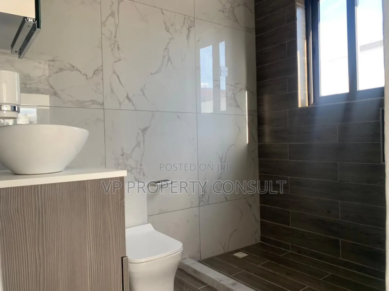 3bdrm House in East Legon for sale