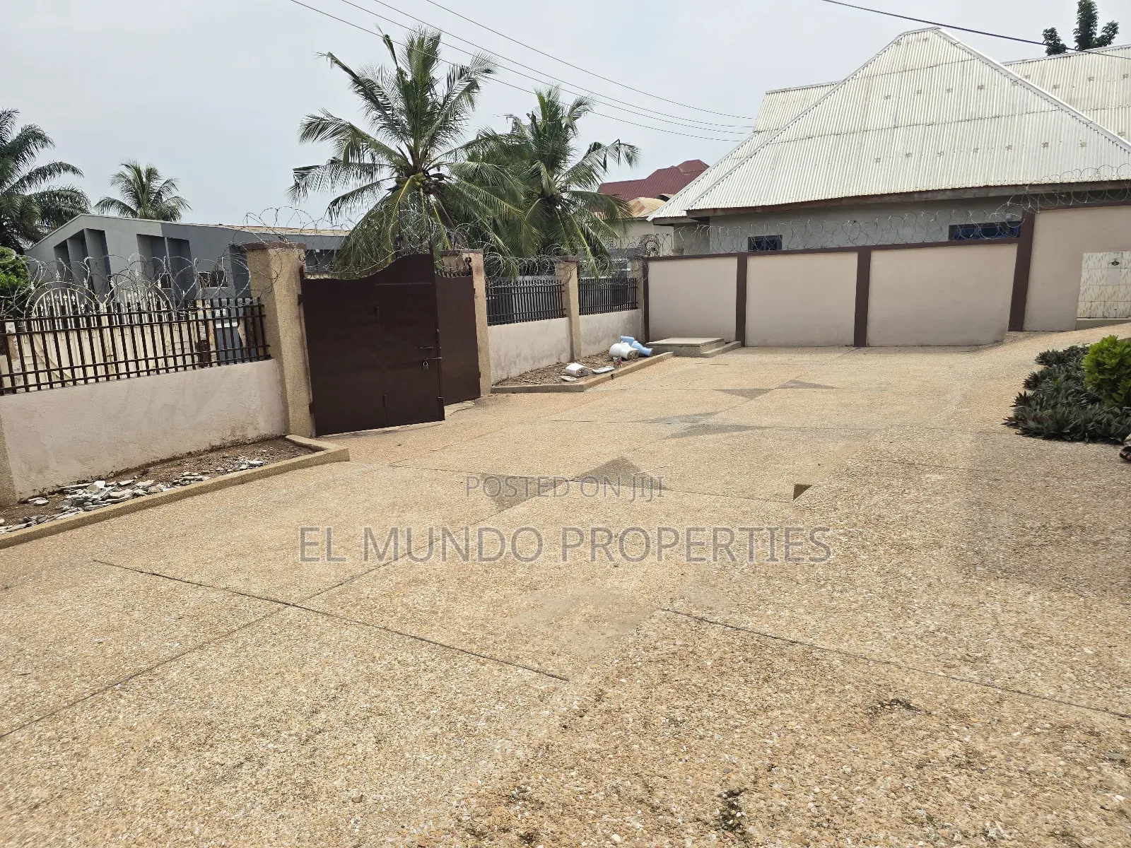 4bdrm House in Nyankyerenyease, Kumasi Metropolitan for rent