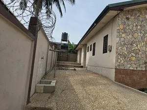 4bdrm House in Nyankyerenyease, Kumasi Metropolitan for rent