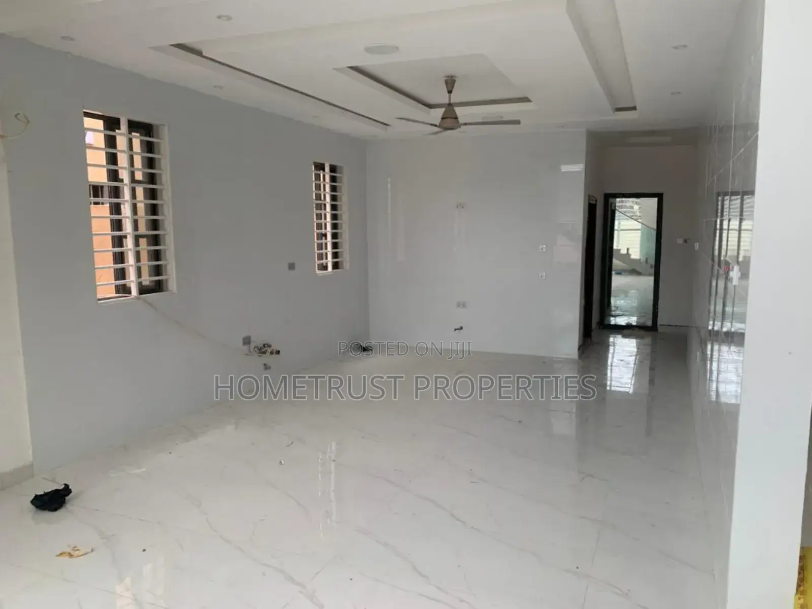 5bdrm Duplex in Ashongman Estate, Kwabenya for sale