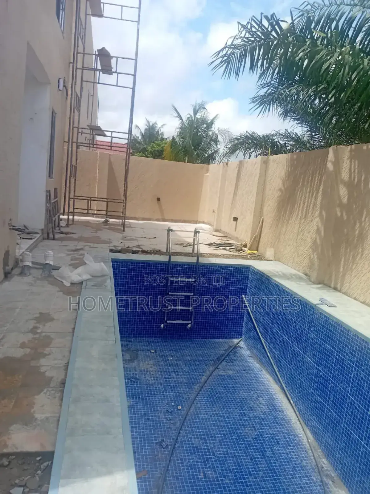 5bdrm Duplex in Ashongman Estate, Kwabenya for sale