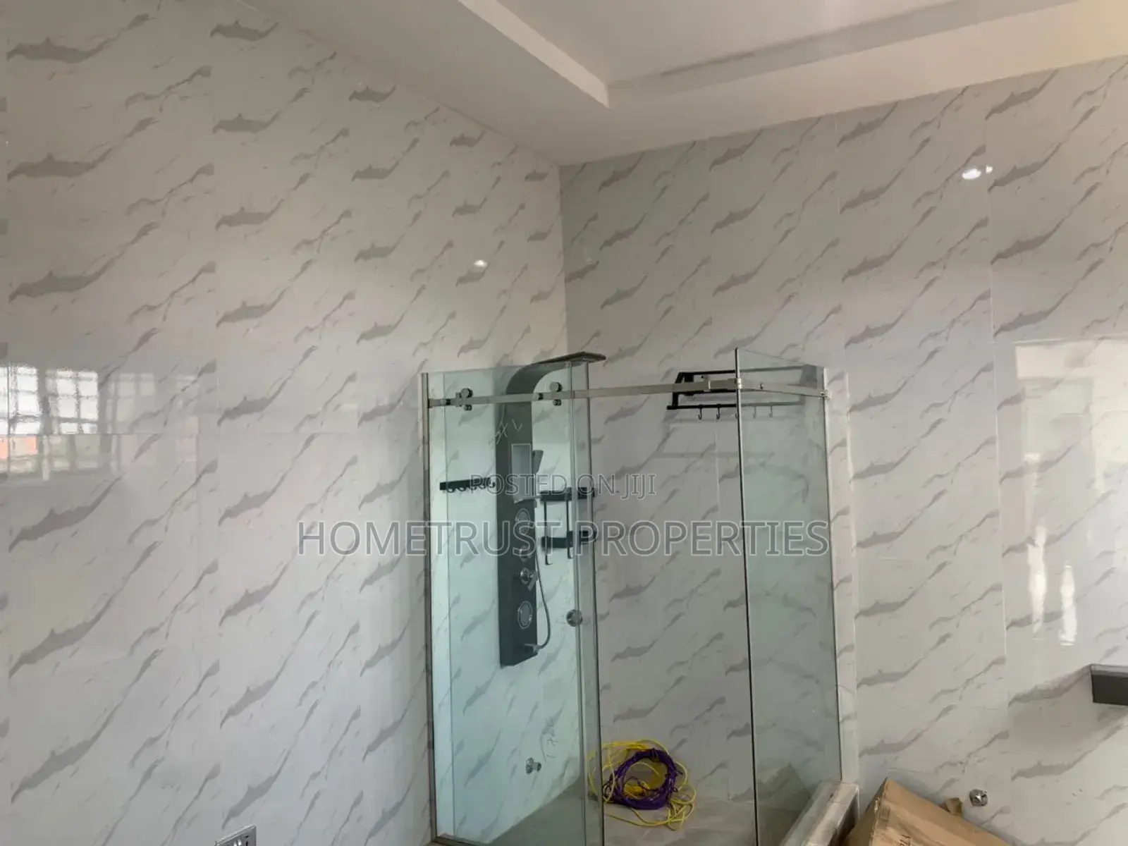 5bdrm Duplex in Ashongman Estate, Kwabenya for sale