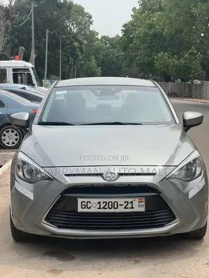 Scion iA Base 2016 Silver