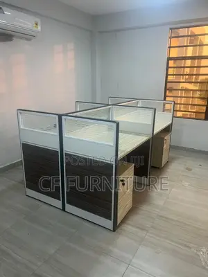 4-Seater Office Workstation