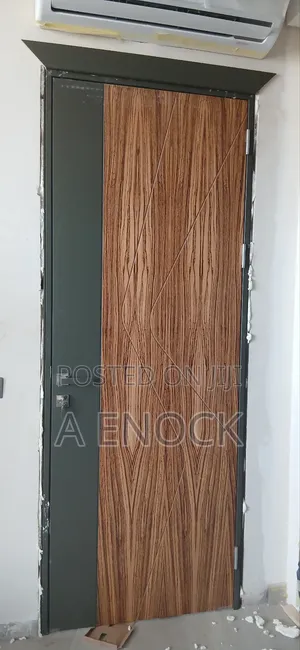Professional Door Fixer