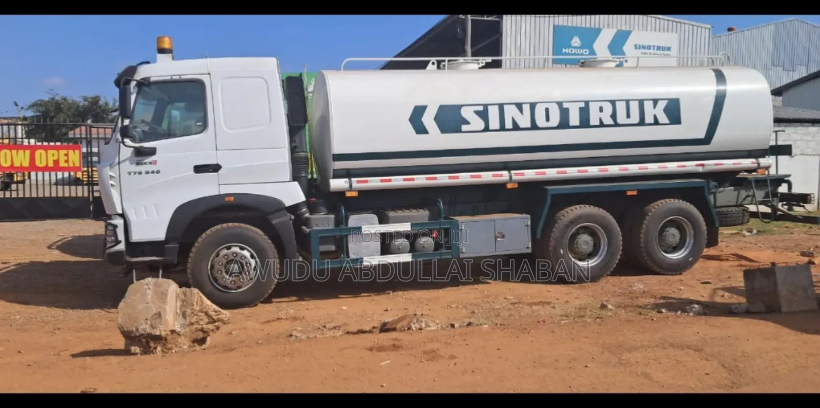 Brand New Sinotruck Howo Water Tankers For Sale.