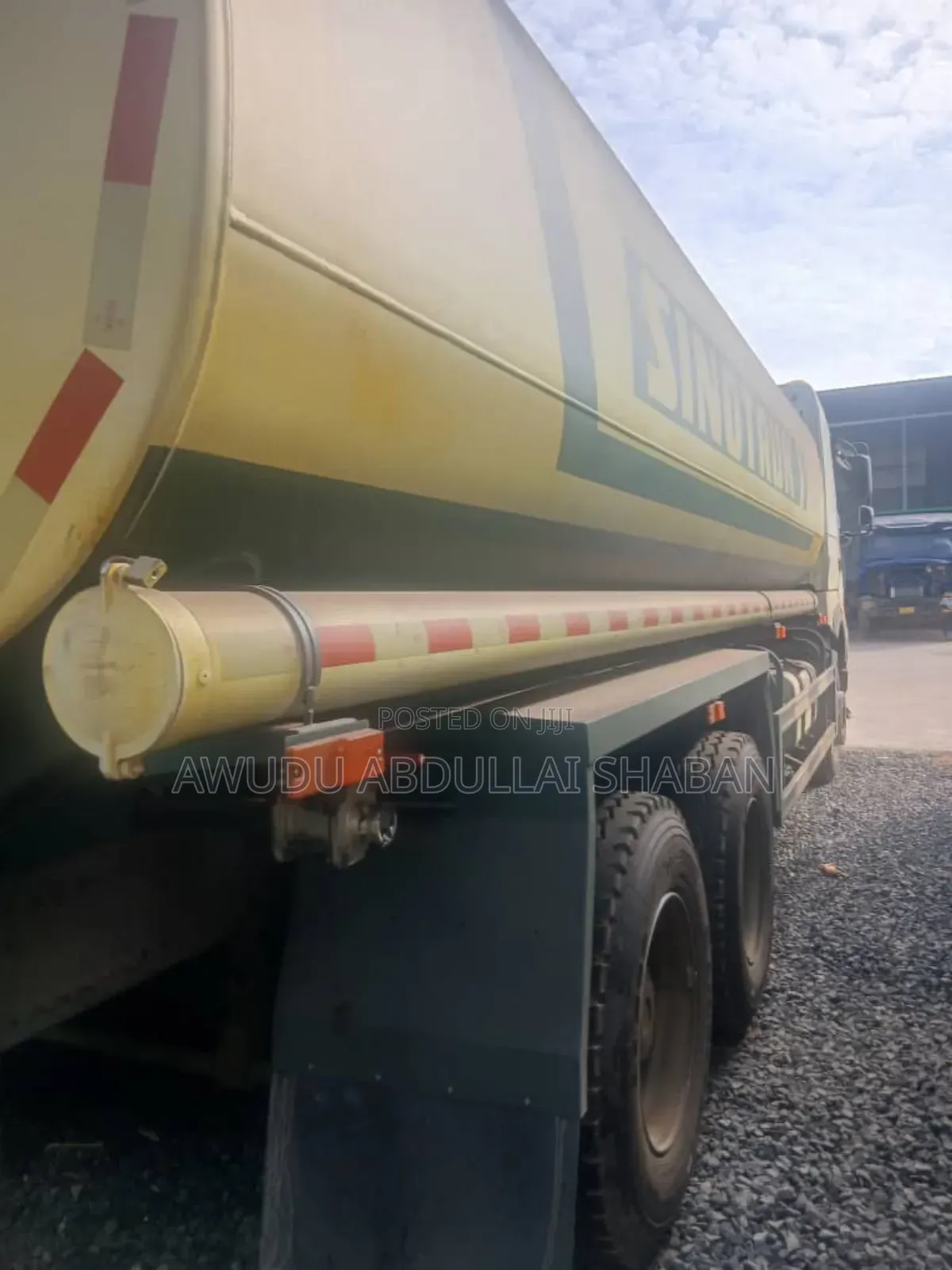 Brand New Sinotruck Howo Water Tankers For Sale.
