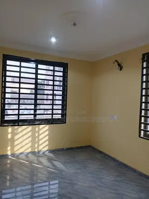1bdrm Apartment in Adenta, Frafraha for rent