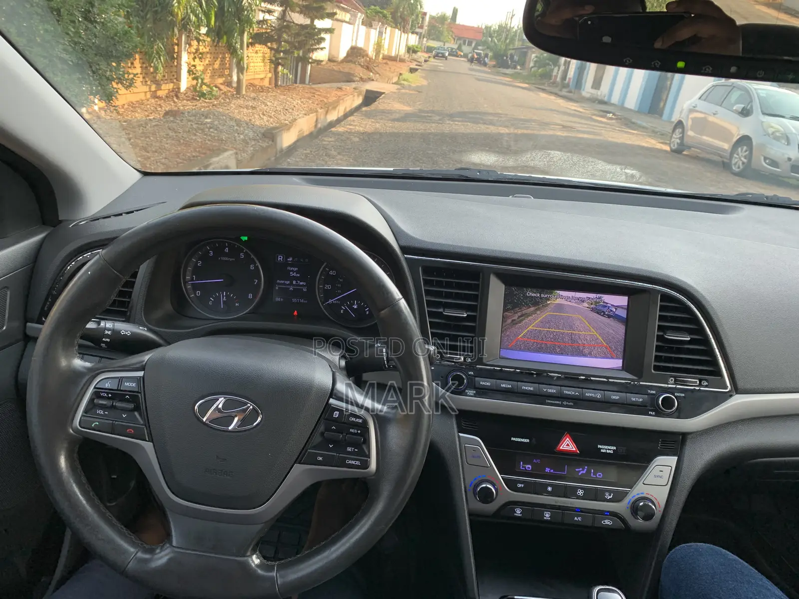 Hyundai Elantra Limited Sedan FWD (2.0L 4cyl 6A) 2017 Silver