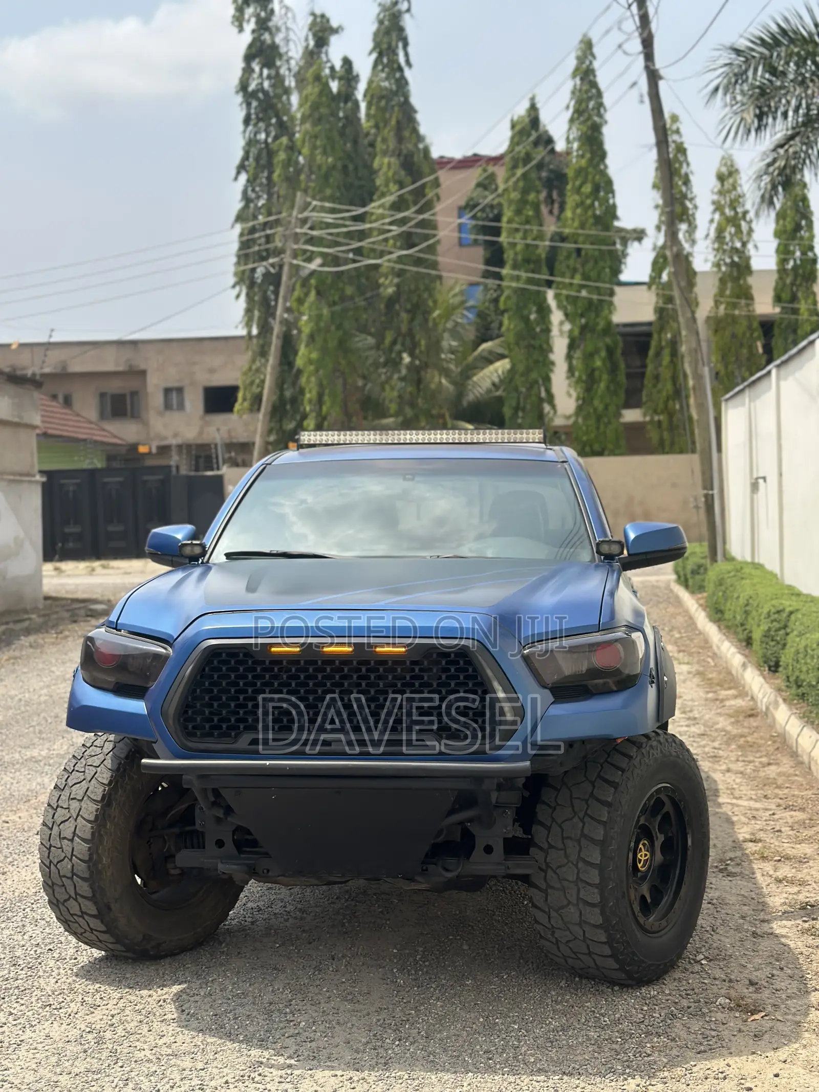 Toyota Tacoma 2017 Blue