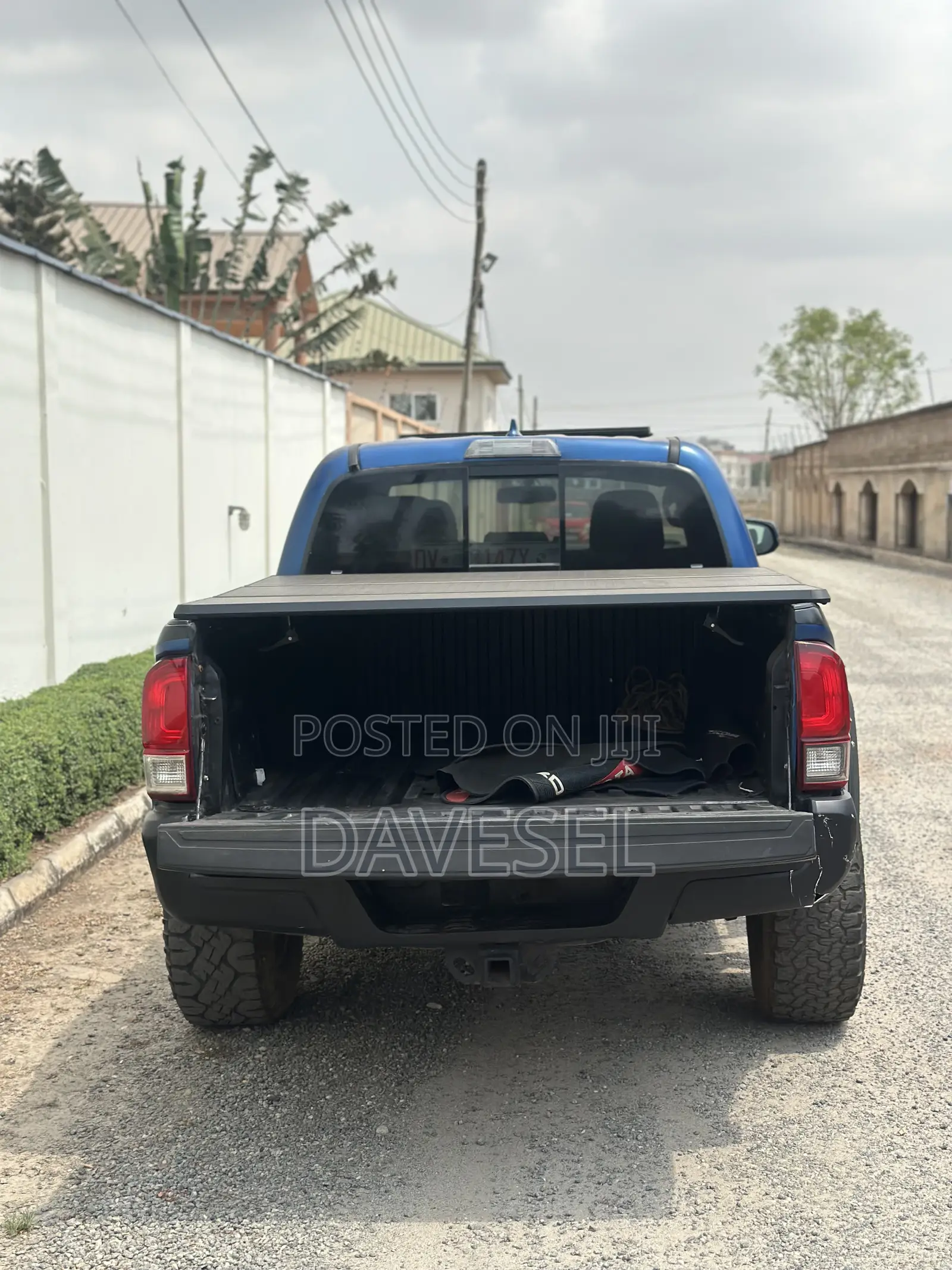 Toyota Tacoma 2017 Blue