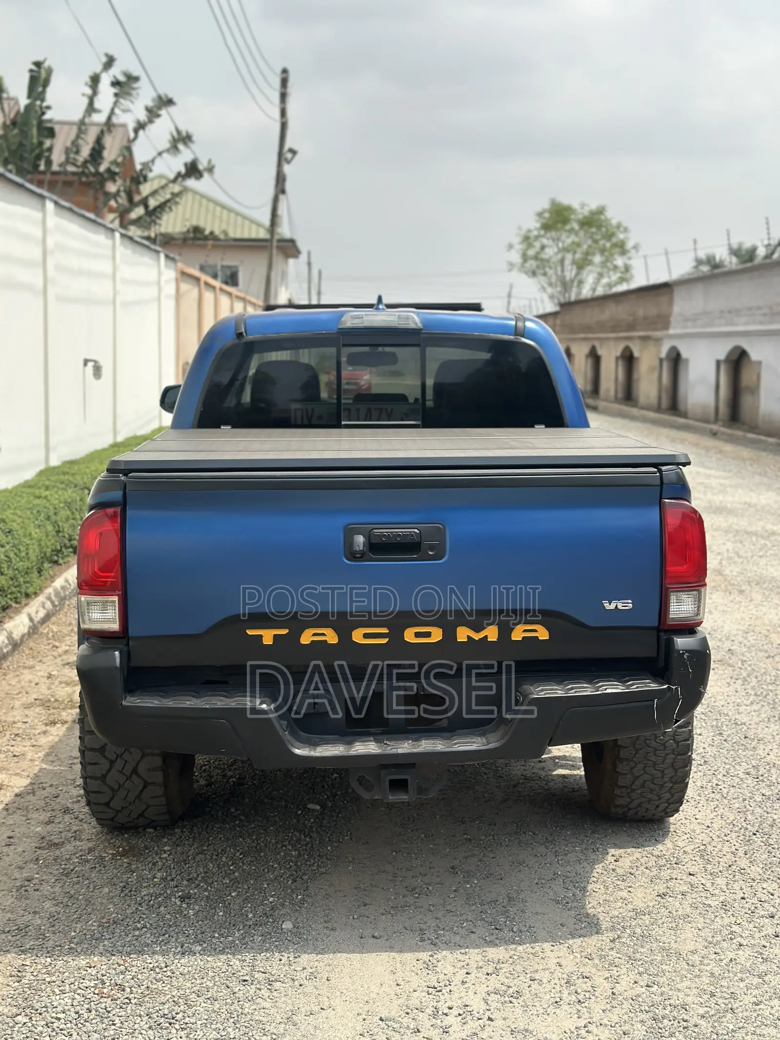Toyota Tacoma 2017 Blue
