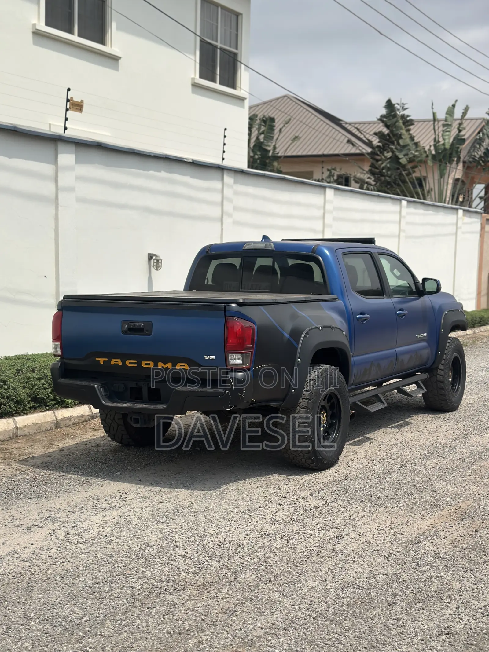 Toyota Tacoma 2017 Blue