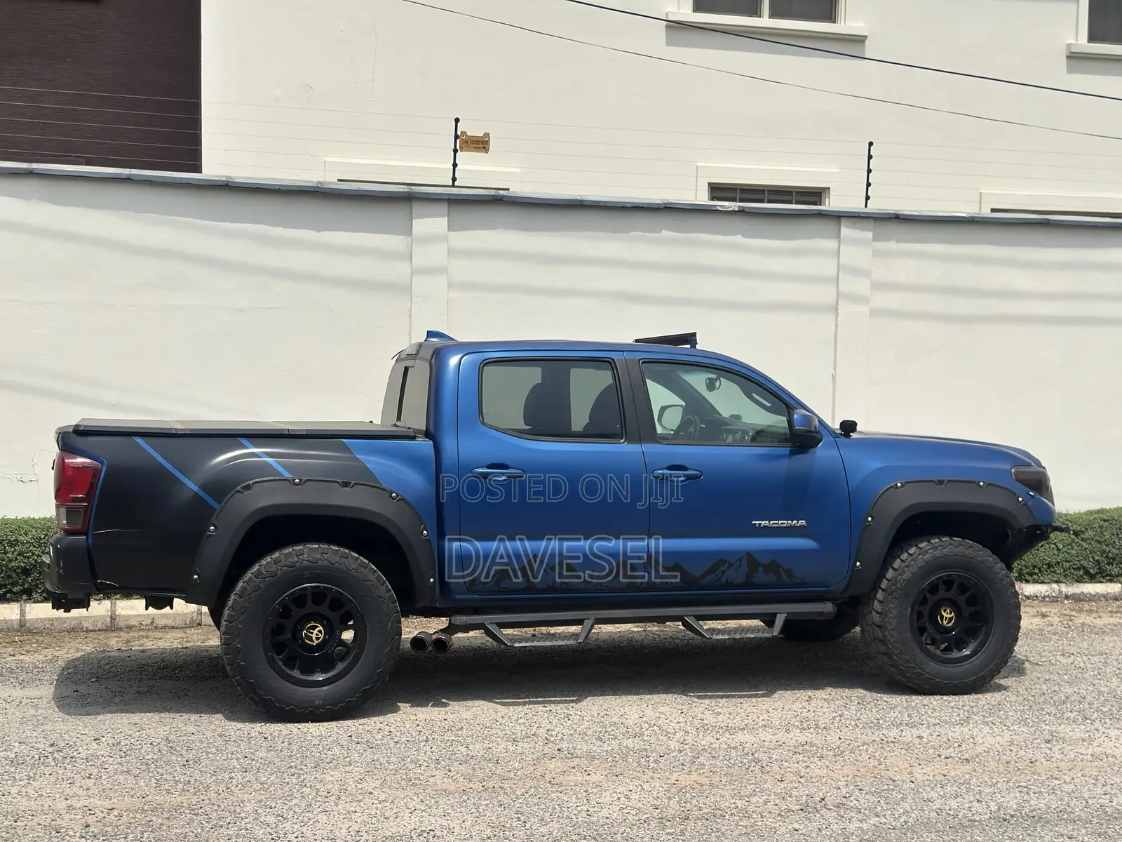Toyota Tacoma 2017 Blue