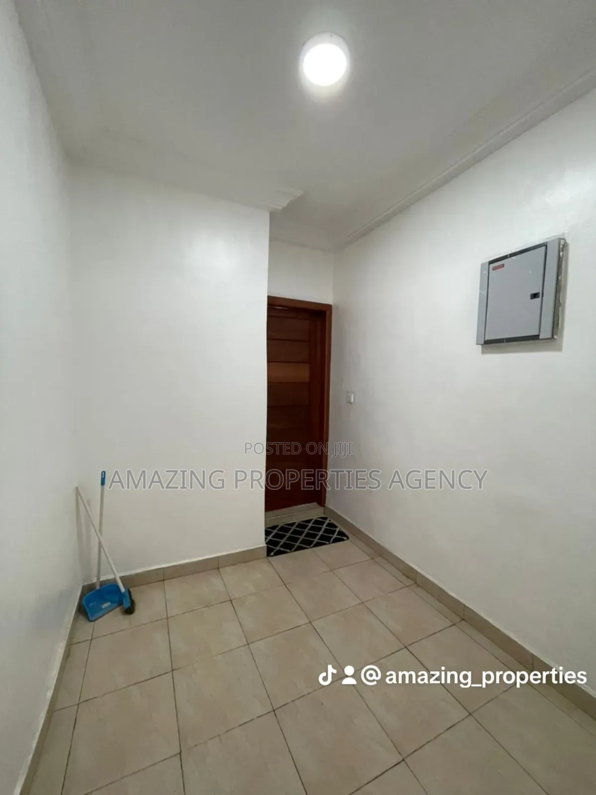 2bdrm Apartment in Adjiringanor, Ability for rent