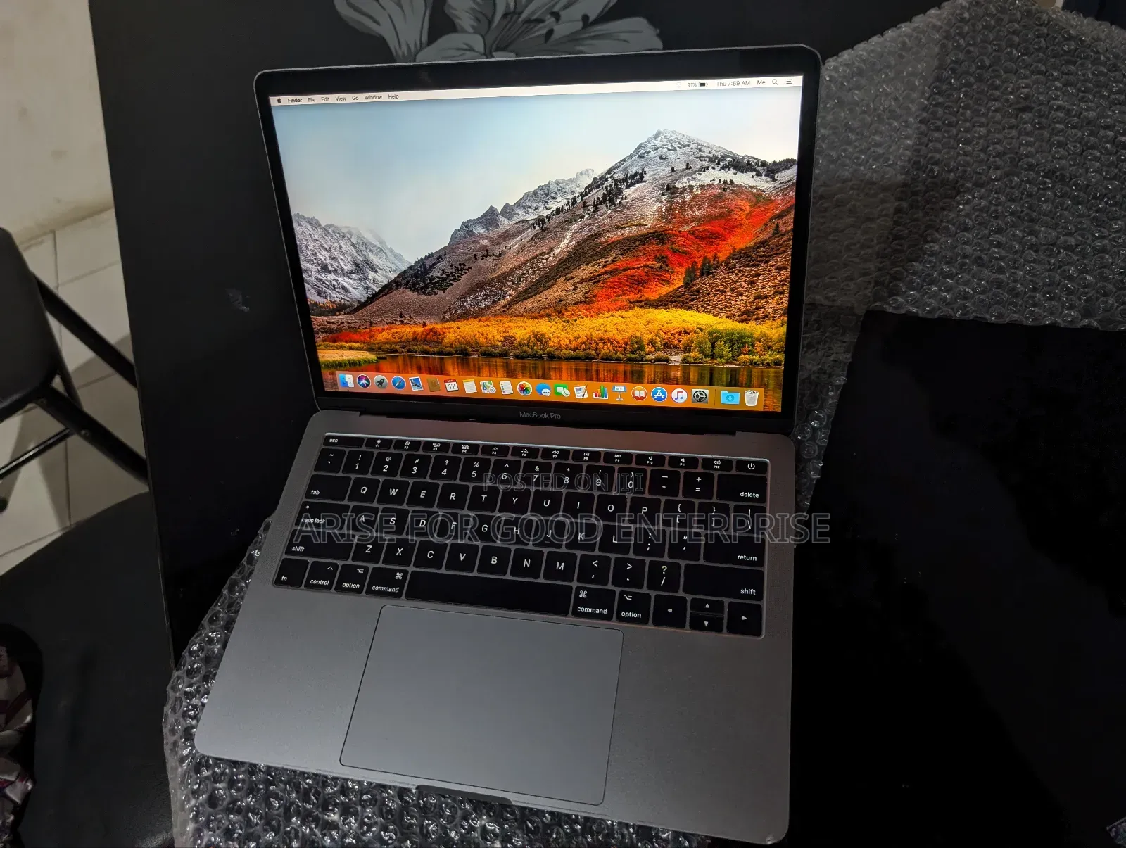 Laptop Apple MacBook 2017 8GB Intel Core i5 SSD 256GB
