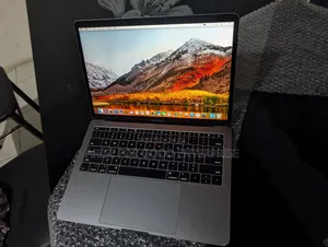 Laptop Apple MacBook 2017 8GB Intel Core i5 SSD 256GB
