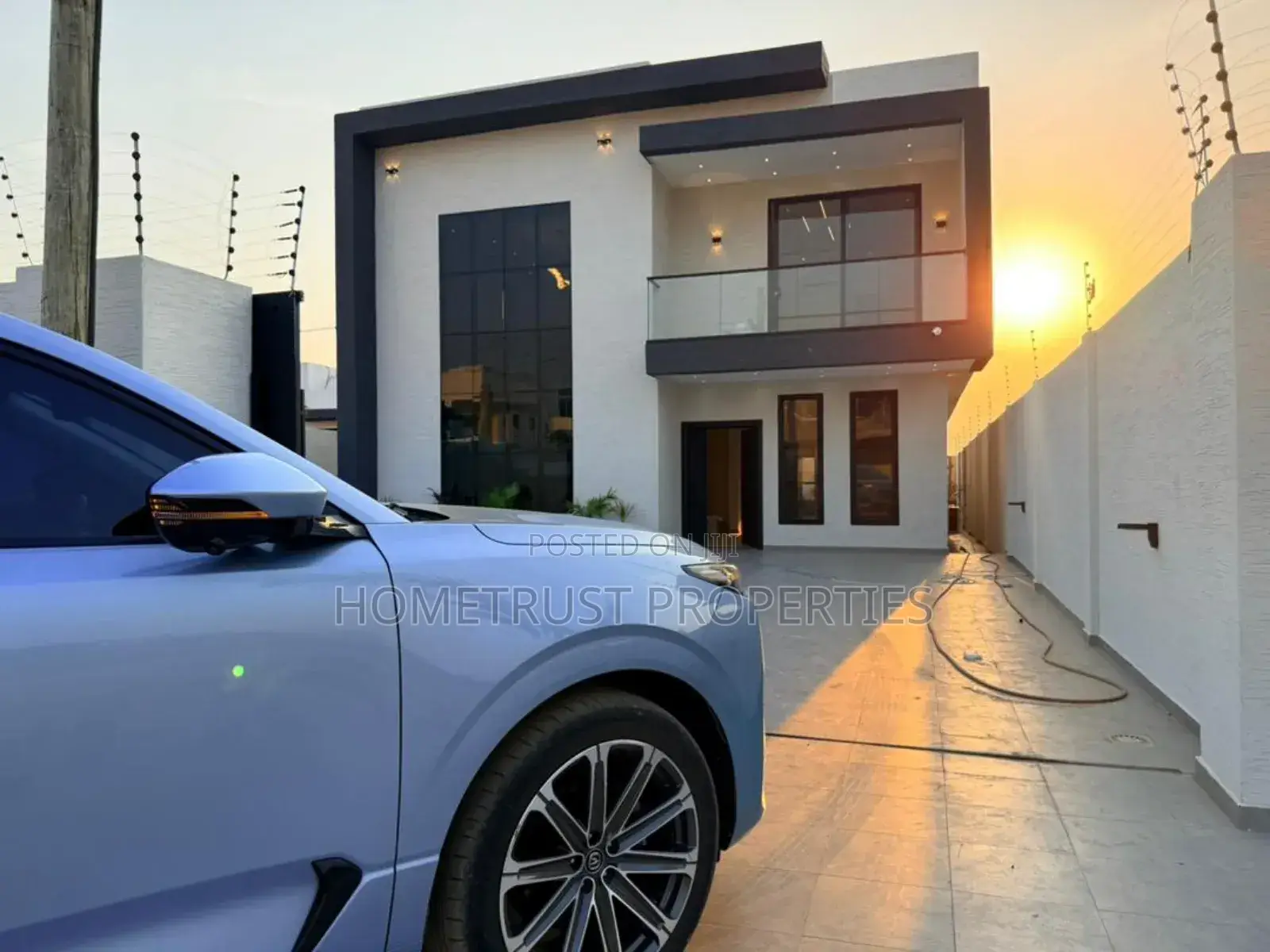 4bdrm Duplex in East Trassaco, Police Station for sale