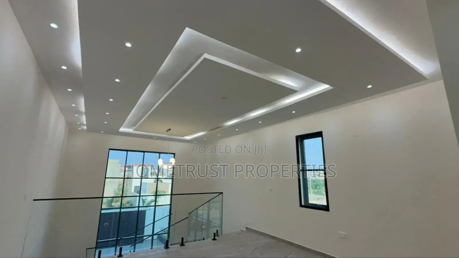 4bdrm Duplex in East Trassaco, Police Station for sale