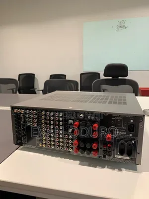 Powerful Heavy Yamaha Av Receiver.9.1hdmi, Optical,Aux, Usb,Bluetooth