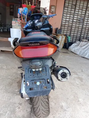 Yamaha 2003 Black