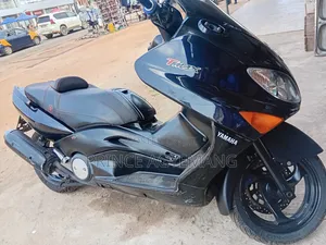 Yamaha 2003 Black