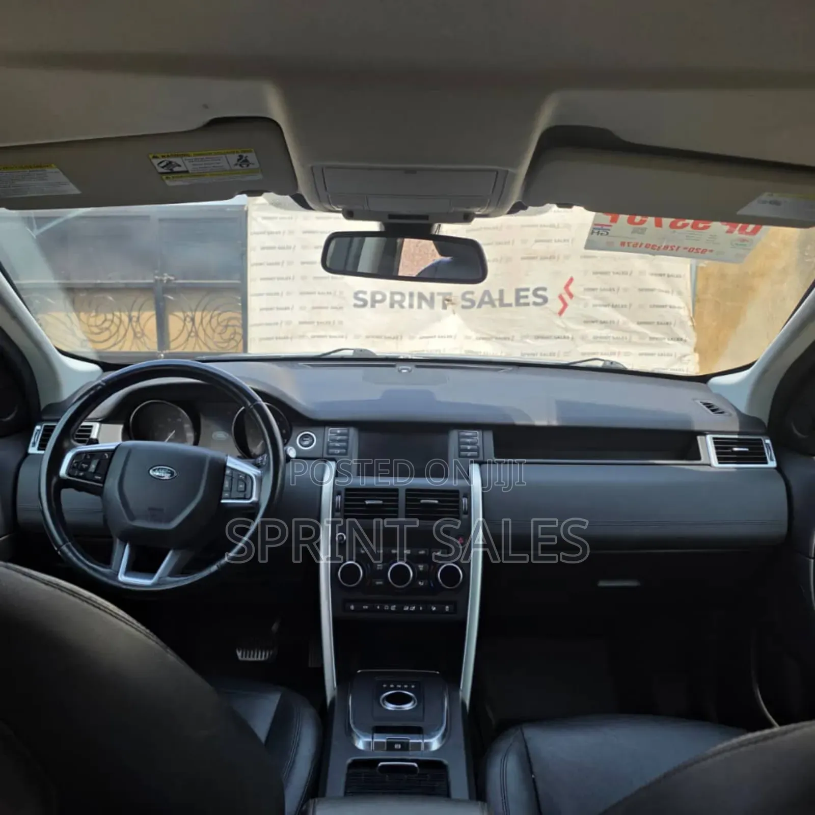 Land Rover Discovery Sport SE 2019 Black