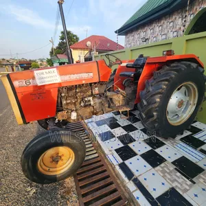 Tractor Massey Ferguson 261 1983