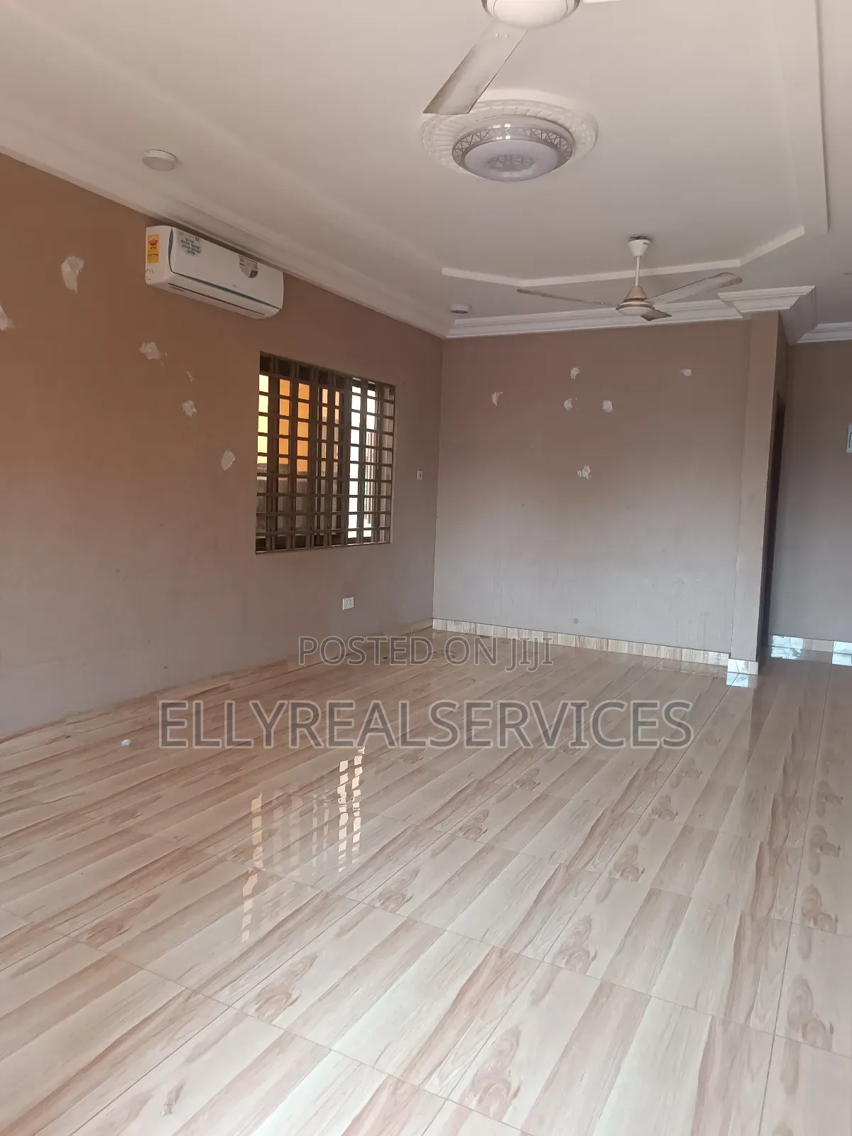 2bdrm Apartment in Ellyrealservices, Frafraha for rent