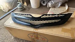 Toyota Yaris 2007-2011 Grille