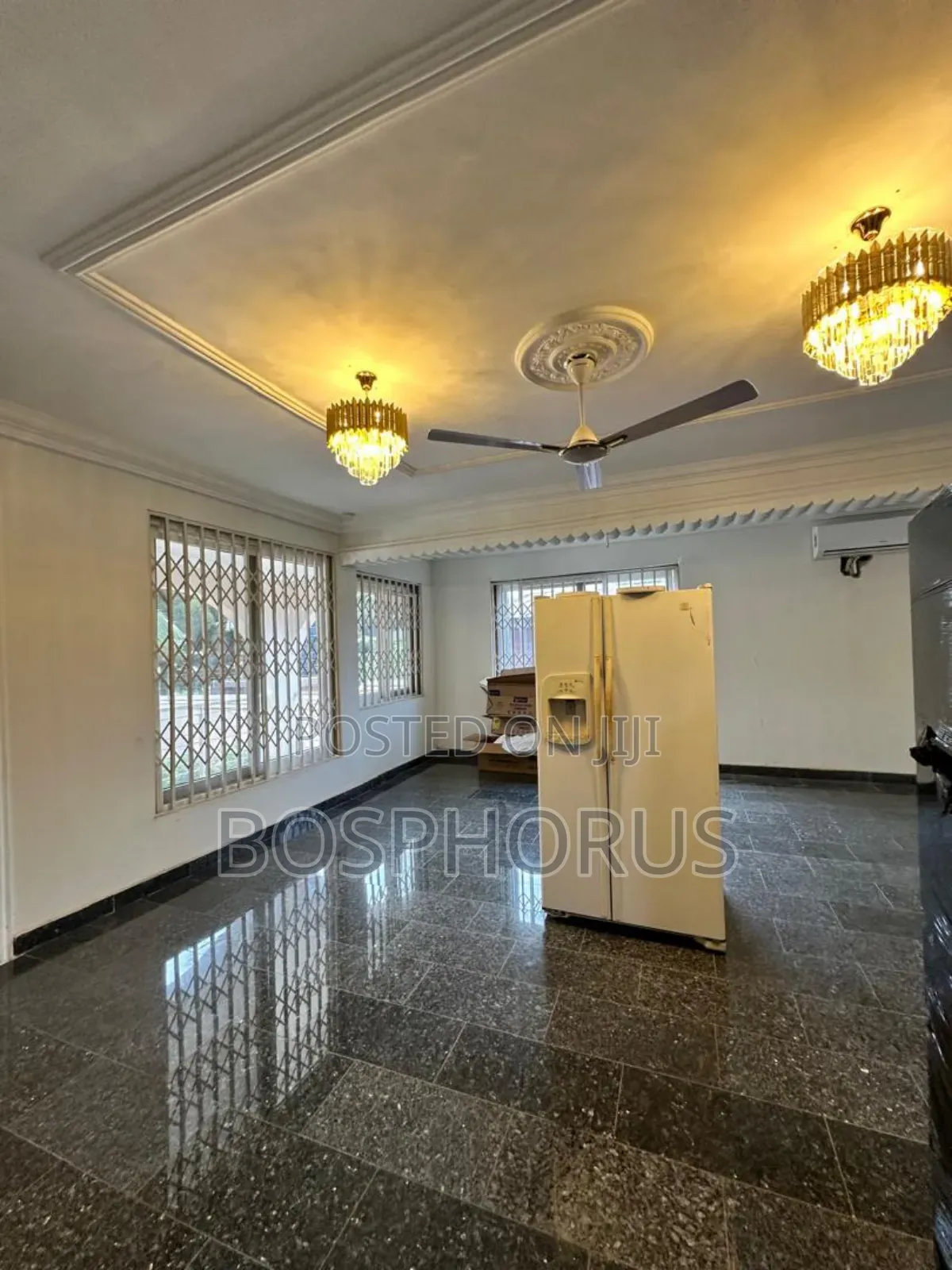 8bdrm House in Kwabenya for rent