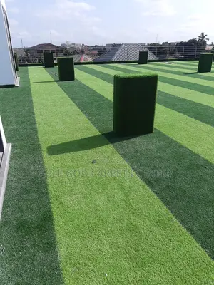 Artificial Carpet Grass and Astroturf for Football Pitches and Grounds
