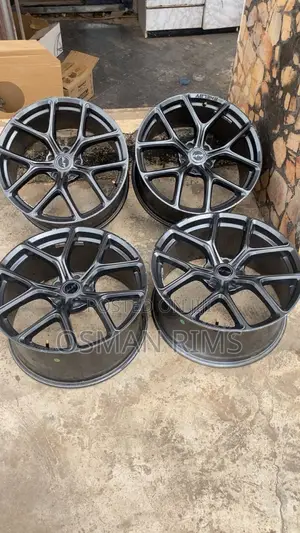 Dodge Challenger SRT Rim