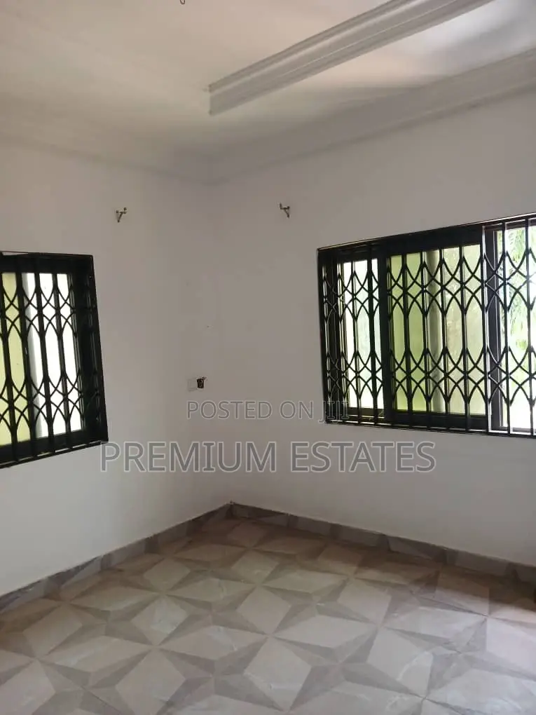 2bdrm Apartment in Spintex for rent