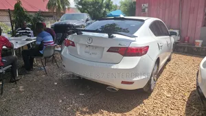 Acura ILX Base FWD (2.0L 4cyl 5A) 2014 White