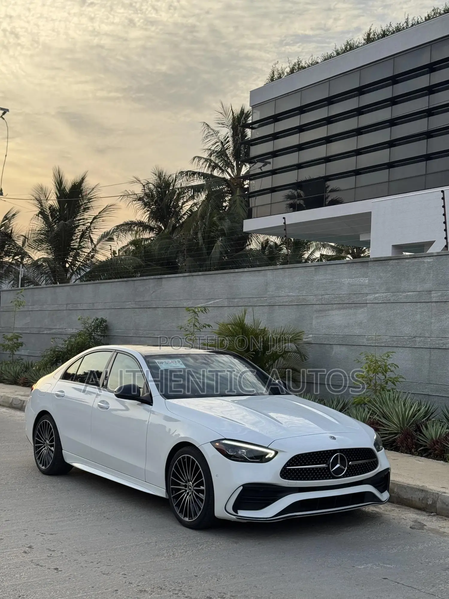 Mercedes-Benz C300 2023 White
