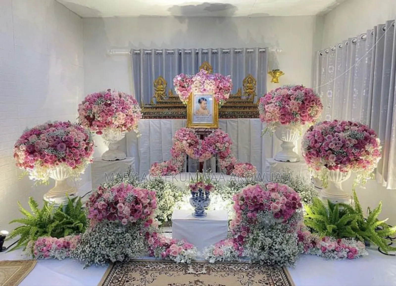 Around The Casket (Natural Artificial Flowers)