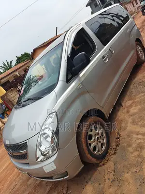Hyundai Starex 2010 Silver