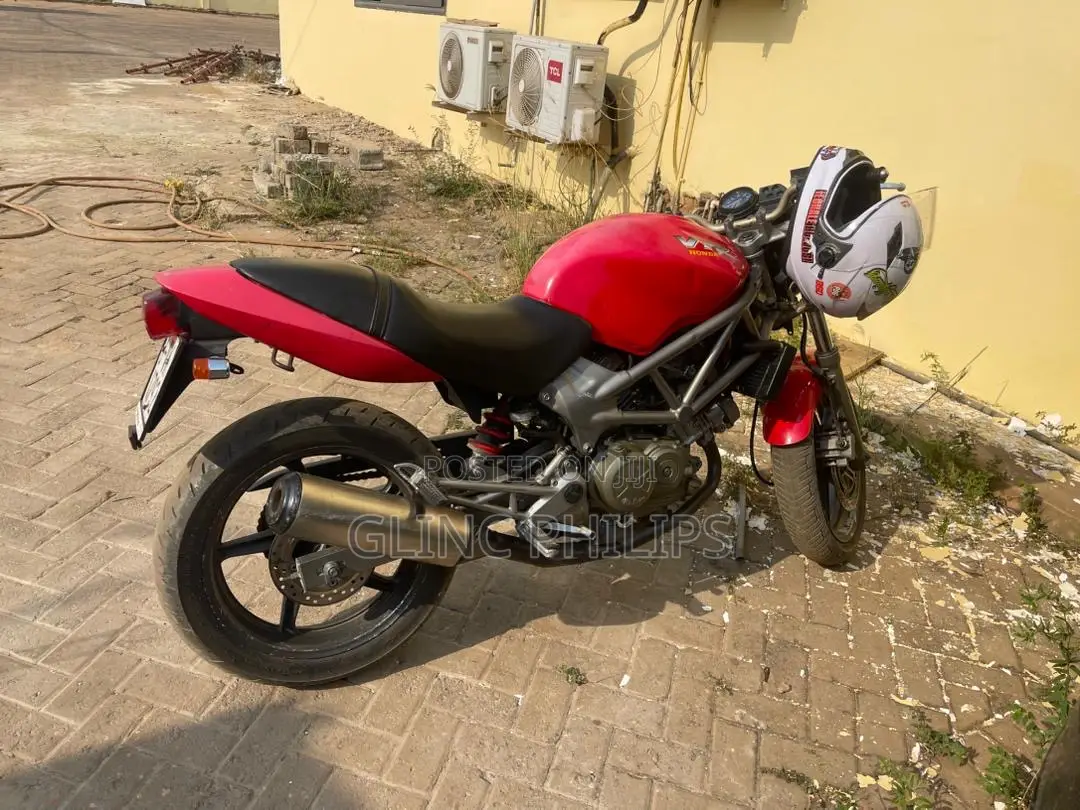 Honda 2025 Red