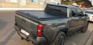 Toyota Tacoma 2025 Roller or Retractable Cover.