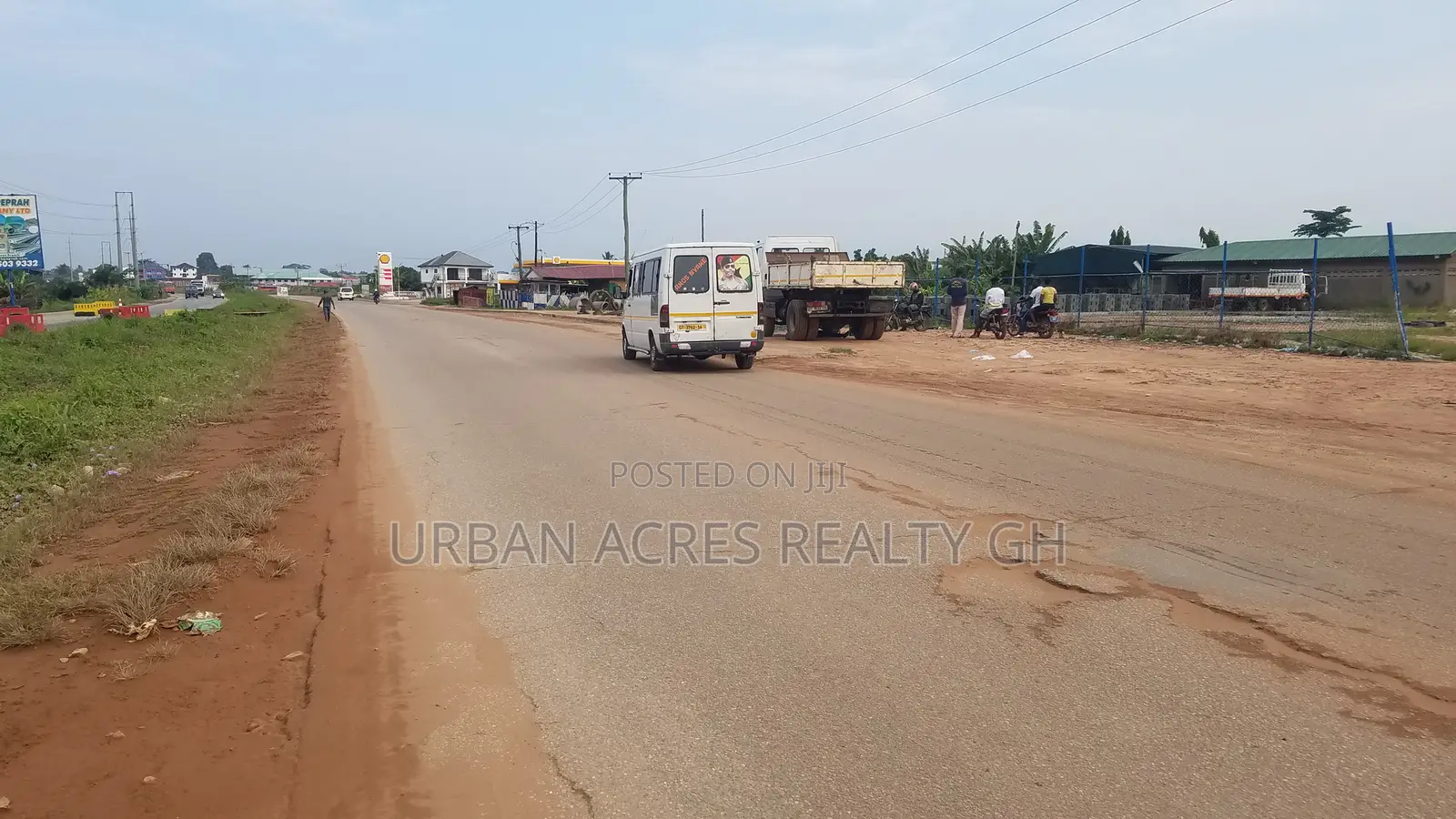 E/R, Medie (Accra - Kumasi Highway) _ 26+ Acres Commercial Lot