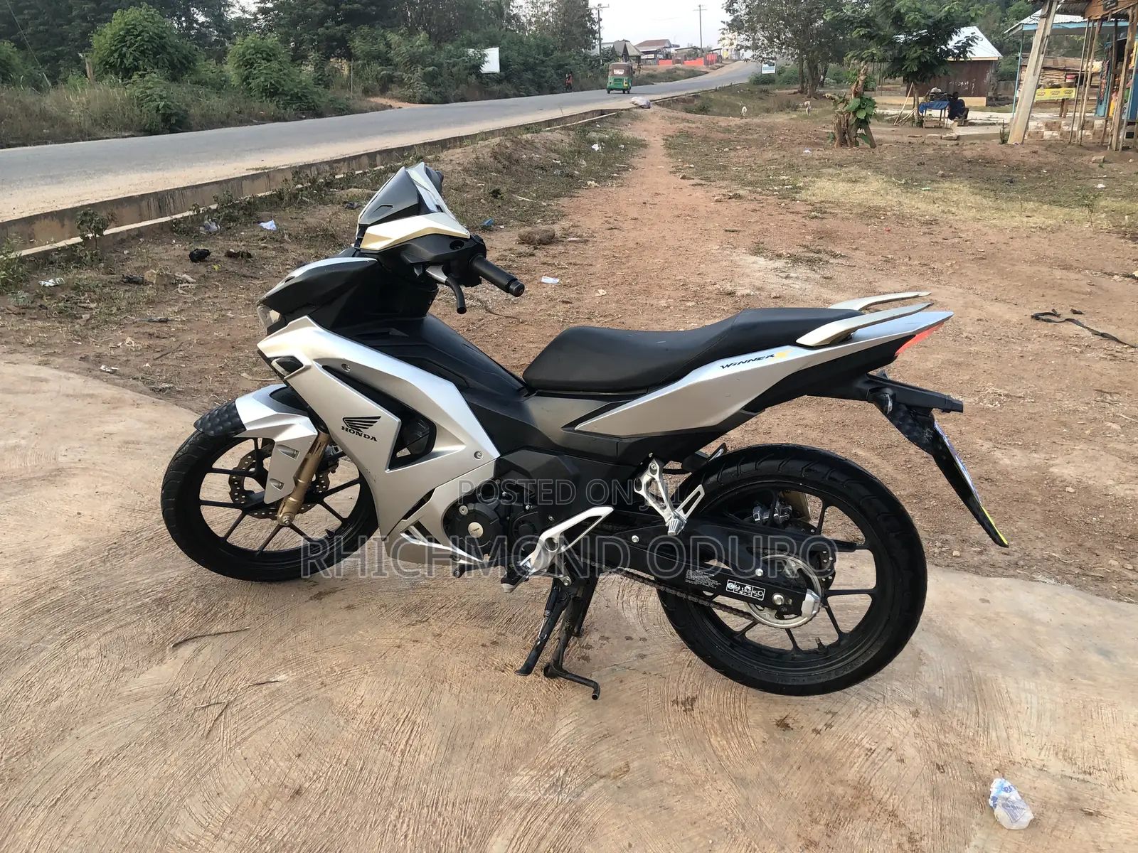 Honda 2025 Gray