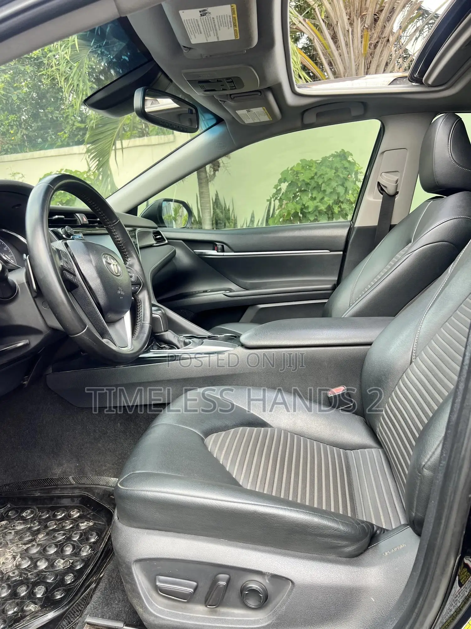Toyota Camry SE (2.5L 4cyl 8A) 2019 Black