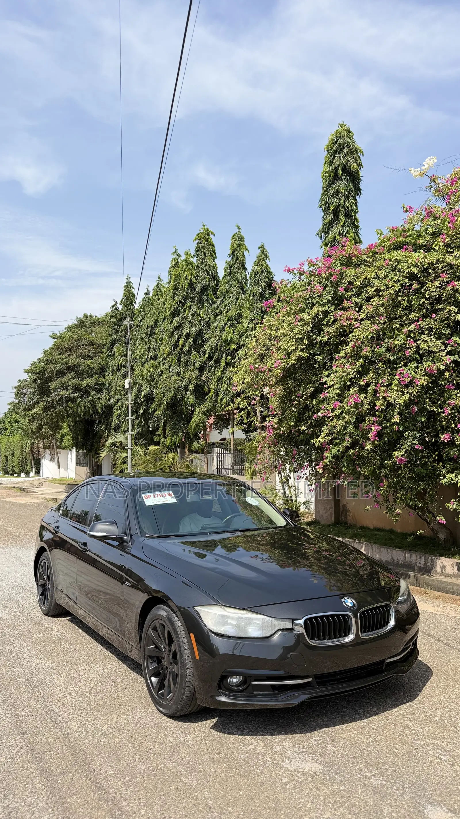 BMW 320i Sedan RWD 2014 Black